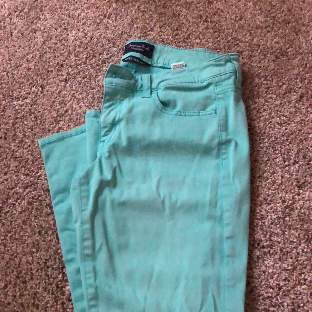 American Eagle mint-green jeggings